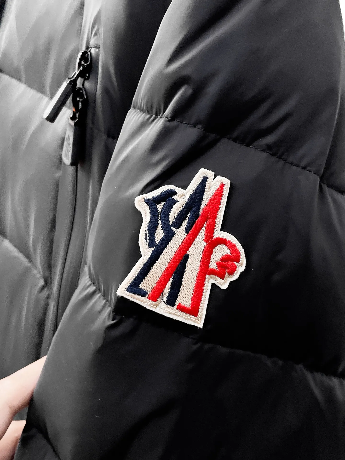 2026 New Arrival 。 ， 90 。 Classic Logo ， ， ，Lightweight ， ， ！ ， ！ ， ， ， 。 ， ， ， ， ， 。 ！ Same Style Series！Sizes：M-3XL. 200
